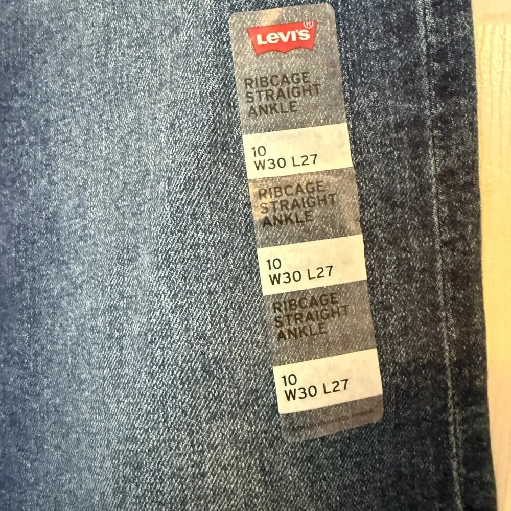 Levi's Ribcage Straight-Ankle jeans - Picture 6 of 8